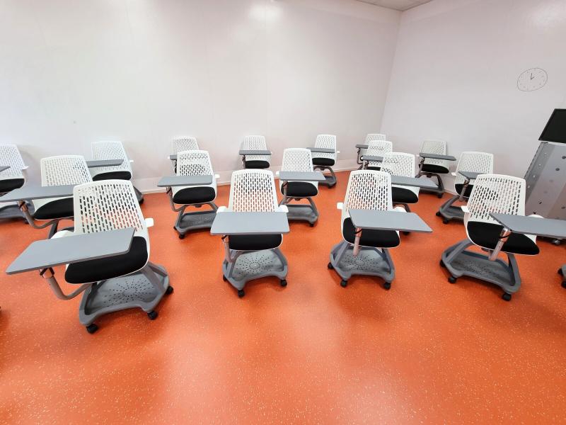 Flexible, mobile Stühle Berufliches Schulzentrum Cham von Salfer aus Mühldorf3