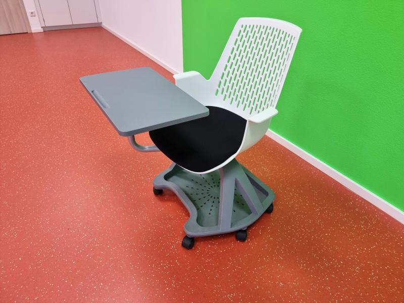 Flexible, mobile Stühle Berufliches Schulzentrum Cham von Salfer aus Mühldorf6