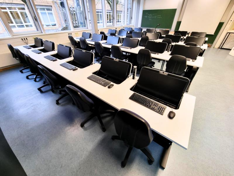 Salfer-Multifunktionstisch Format + - versenkbarer Monitor bis zu 27 Zoll Klassenzimmer geöffnet