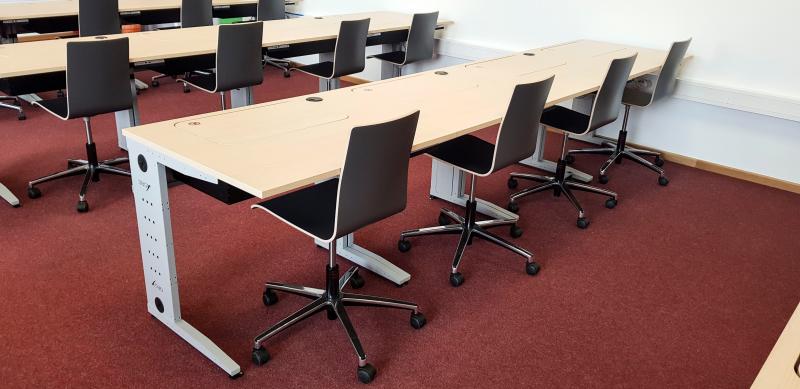 Salfer Multifunktionstisch PlugIn versenkbarer Monitor Realschule Waldmünchen6