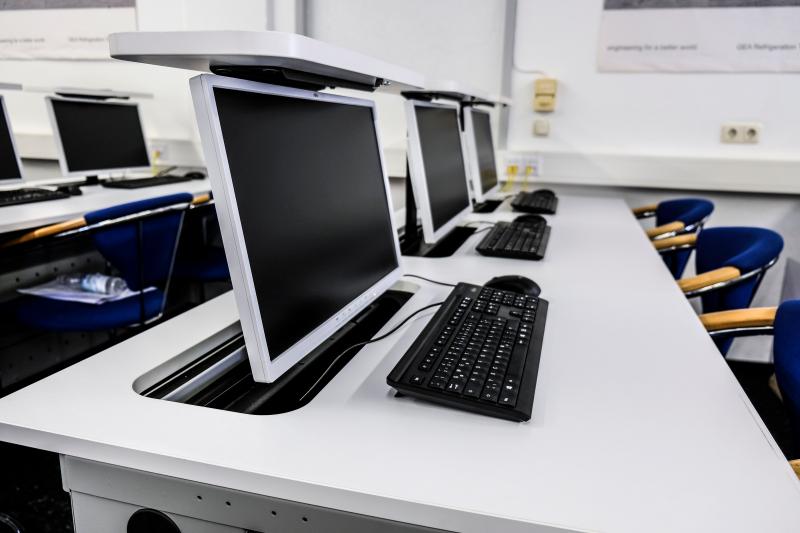 Salfer Multifunktionstisch PlugIn vertikaler Auszug TSZ München8