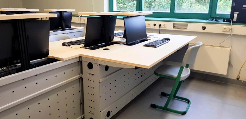 Salfer Multifunktionstisch PlugIn vertikaler Auszug Bad Kötzting7