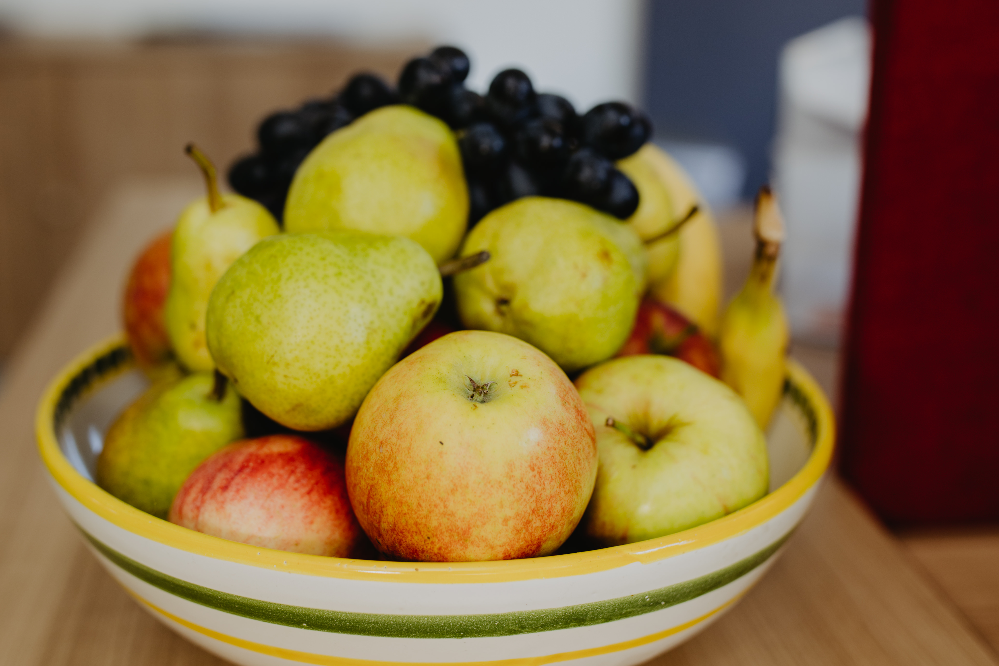 Frisches Obst für unsere Mitarbeitenden Frisches Obst für unsere Mitarbeitenden