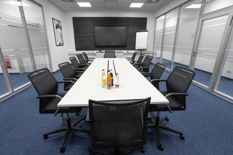 Büroeinrichtung Besprechungsraum bei Viscotec