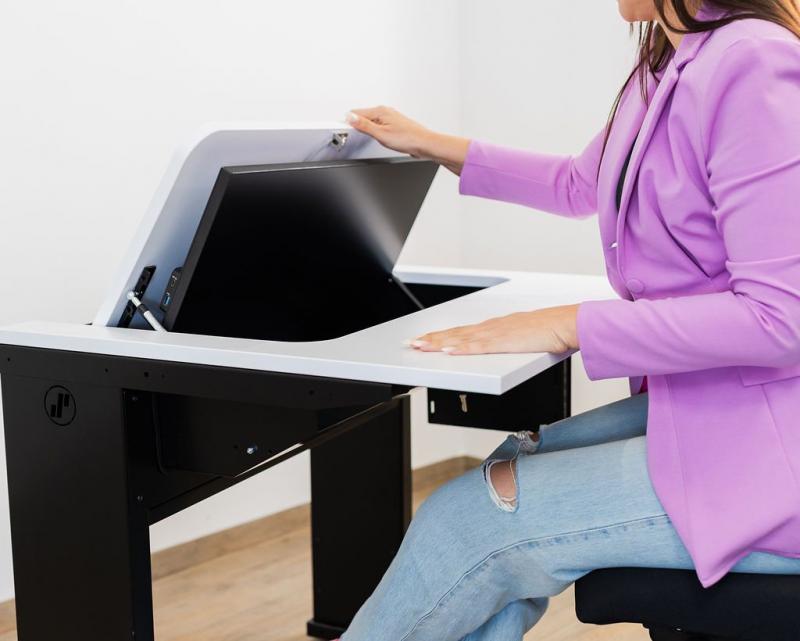Lehrertisch lehrerpult mit pc versenkbarer monitor