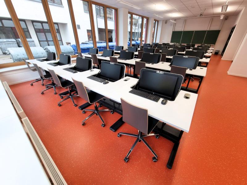 Salfer Multifunktionstisch in Schulen