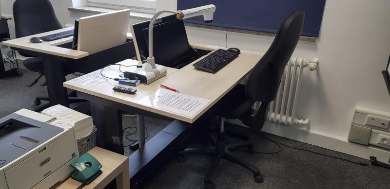 Salfer Multifunktionstisch Format+ versenkbarer Monitor bis zu 24" BIB Augsburg GmbH3