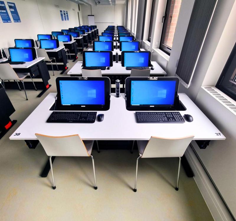 Salfer-Multifunktionstisch Format+- versenkbarer Monitor bis zu 27"