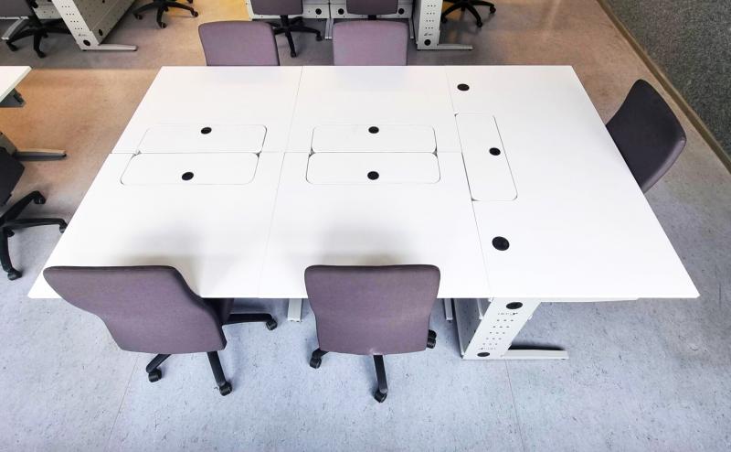 Salfer Multifunktionstische Plug-in- vertikaler Auszug bis zu 27"