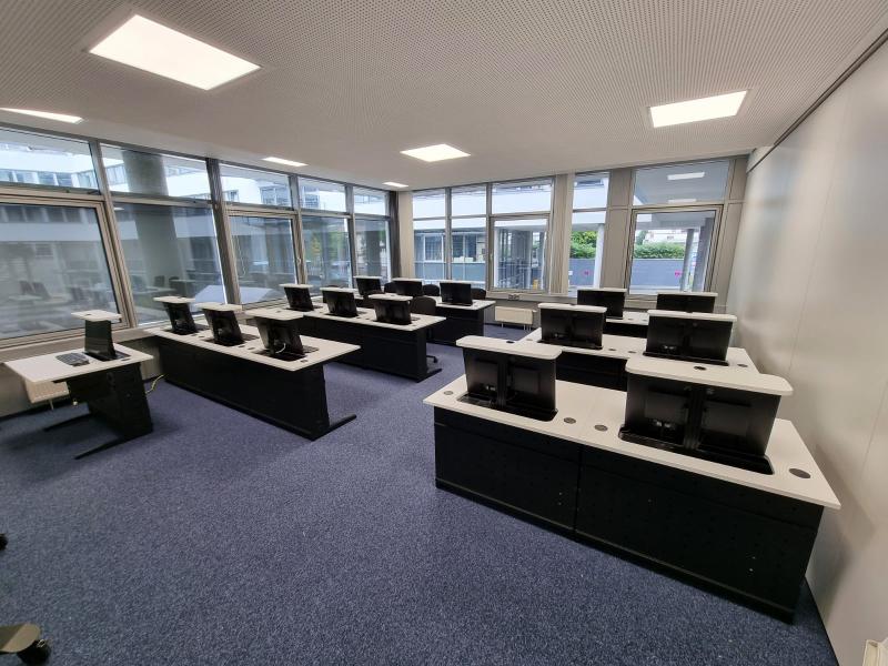 Salfer Multifunktionstisch PlugIn vertikaler Auszug Hochtaunuskreis