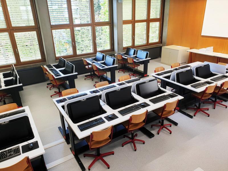 Salfer Multifunktionstisch Format+ versenkbarer Monitor bis zu 27" Theodor-Heuss-Gymnasium Schopfheim10